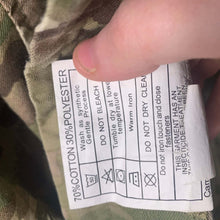 Charger l'image dans la galerie, Genuine British Army MTP Camouflage Combat Jacket - 180/96 - The Militaria Shop