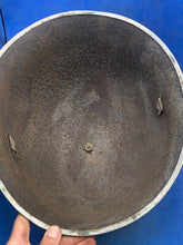 Lade das Bild in den Galerie-Viewer, Original WW2 British Army / Canadian Army Mk3 Turtle Combat Helmet - The Militaria Shop