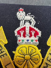 Charger l'image dans la galerie, British Army Embroidered Blazer Badge - The Loyal Regiment - The Militaria Shop