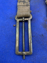 Charger l'image dans la galerie, Original WW2 British Army 37 Pattern Brace Adaptors Pair - 1943 Dated - The Militaria Shop