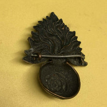 Load image into Gallery viewer, Original WW2 British Army The Royal Fusiliers Sweetheart Brooch Badge - The Militaria Shop