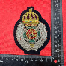 Lade das Bild in den Galerie-Viewer, British Army Bullion Embroidered Blazer Badge - Rifle Brigade - The Militaria Shop