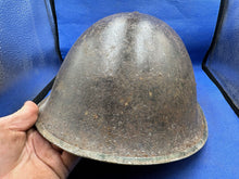 Charger l'image dans la galerie, WW2 British / Canadian Army Mk3 Combat Turtle Helmet - Good Original Helmet - The Militaria Shop