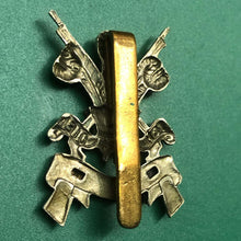 Load image into Gallery viewer, Original WW2 British Army 3rd Carabiniers Regiment Cap Badge - The Militaria Shop