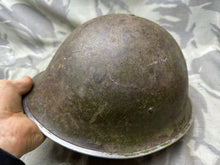 Charger l'image dans la galerie, Original WW2 British / Canadian Army Mk3 Turtle Helmet & Liner - The Militaria Shop
