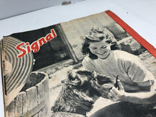 Load image into Gallery viewer, Original French Language WW2 Propaganda Signal Magazine - No.11 1942 - The Militaria Shop