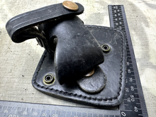 Charger l'image dans la galerie, Black Leather Baton Carrier - Price Western Leather - The Militaria Shop