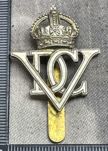 Charger l'image dans la galerie, Original WW2 British Army Cap Badge - 5th Royal Inniskilling Dragoon Guards - The Militaria Shop