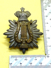 Charger l'image dans la galerie, Original British Army - Victorian Crown Volunteer Musicians Badge - The Militaria Shop
