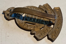 Load image into Gallery viewer, WW1 / WW2 British Army - Royal Army Ordnance Corps Brass Cap Badge. - The Militaria Shop