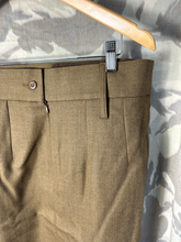 Charger l'image dans la galerie, NEW British Army FAD No2 Woman's Dress Uniform Barracks Dress Skirt - 71/88/120 - The Militaria Shop