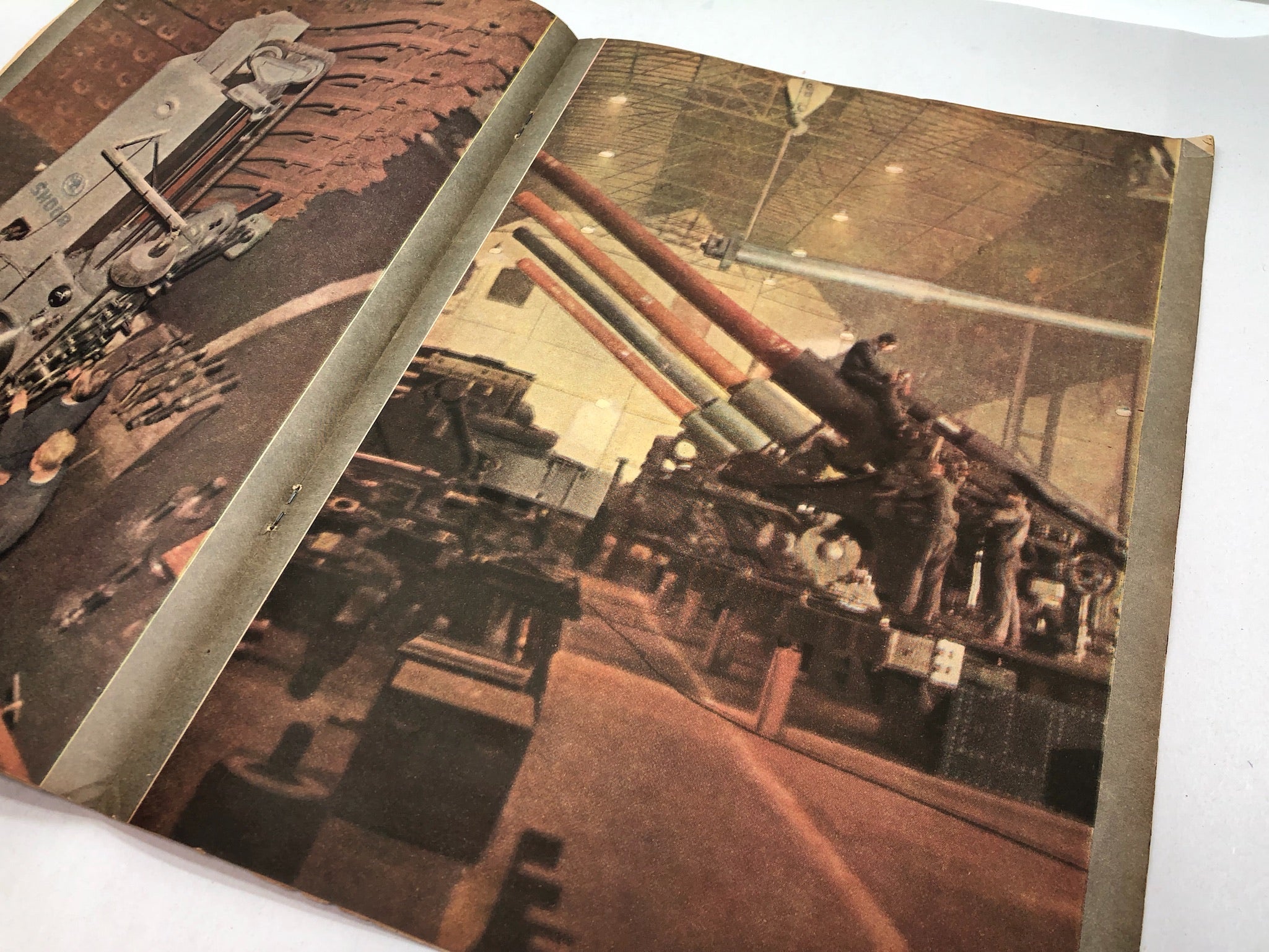 Original Dutch Language WW2 Propaganda Signaal Magazine - No.14 1943 - The Militaria Shop