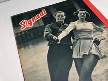 Load image into Gallery viewer, Original Dutch Language WW2 Propaganda Signaal Magazine - No.4 1944 - The Militaria Shop