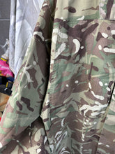 Charger l'image dans la galerie, Genuine British Army MTP Combat Jacket - 190/96 - The Militaria Shop