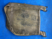 Lade das Bild in den Galerie-Viewer, WW2 British Army 37 Pattern Webbing Water Bottle Carrier Harness - 1944 Dated - The Militaria Shop