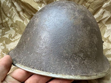 Lade das Bild in den Galerie-Viewer, WW2 Mk3 High Rivet Turtle - British / Canadian Army Helmet - Nice Original - The Militaria Shop