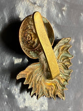 Load image into Gallery viewer, Original WW1 / WW2 British Army London Fusiliers Cap Badge - The Militaria Shop