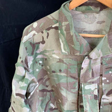 Charger l'image dans la galerie, Genuine British Army Warm Weather Combat Jacket IR MTP Camouflage - 180/96 - The Militaria Shop