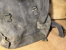 Load image into Gallery viewer, Original WW2 British Army / RAF 37 Pattern Small Pack & L Strap Set - The Militaria Shop
