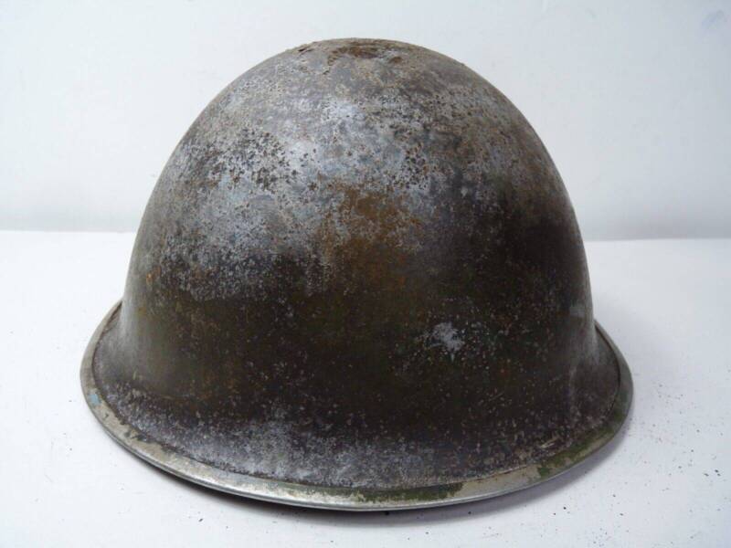 Original WW2 British / Canadian Army Mk3 High Rivet Turtle Army Combat Helmet - The Militaria Shop