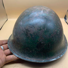 Charger l'image dans la galerie, Original WW2 British / Canadian Army Mk3 High Rivet Turtle Army Combat Helmet - The Militaria Shop