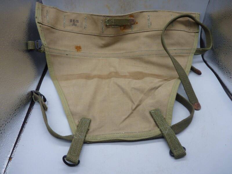 Original WW2 US Army M1928 Haversack Pack Tail - 1944 Dated - The Militaria Shop