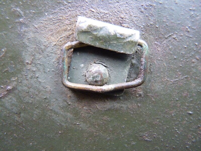 Original WW2 British / Canadian Mk3 Turtle Helmet Untouched Paint - The Militaria Shop