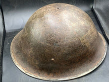 Charger l'image dans la galerie, Original WW2 British / Canadian Army Mk3 Turtle Helmet - The Militaria Shop