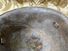 Lade das Bild in den Galerie-Viewer, WW2 Mk3 High Rivet Turtle - British / Canadian Army Helmet - Nice Original - The Militaria Shop