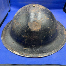 Load image into Gallery viewer, Original WW2 British Army Mk2 Brodie Combat Helmet - Divisional Sign - The Militaria Shop