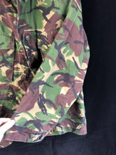 Charger l'image dans la galerie, Genuine British Army DPM Combat Lightweight Combat Jacket Smock - 40" Chest - The Militaria Shop