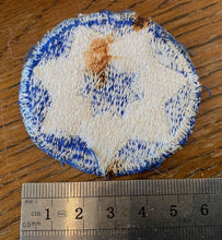 Charger l'image dans la galerie, A WW2 / post war US Army Division cloth patch / shoulder badge. - The Militaria Shop