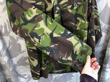 Charger l'image dans la galerie, Genuine British Army DPM Camouflaged Combat Jacket Smock - 170/88 - The Militaria Shop