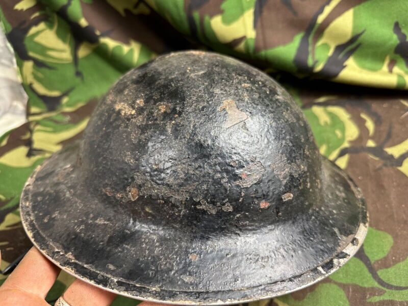 British Army Mk2 Brodie Helmet - Original WW2 - South African Manufactured - The Militaria Shop