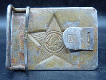 Load image into Gallery viewer, Original WW2 USSR Russian Soldiers Army Brass Belt Buckle - The Militaria Shop