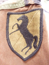 Charger l'image dans la galerie, Genuine US Army Camouflaged BDU Battledress Uniform - 33 to 37 Inch Chest - The Militaria Shop