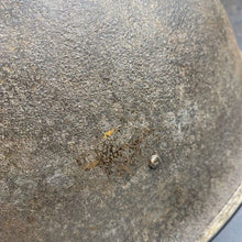 Charger l'image dans la galerie, British / Canadian Army WW2 Mk3 Turtle Helmet - Original WW2 Helmet - The Militaria Shop