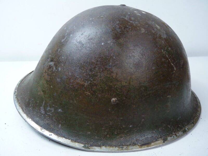 Original WW2 British / Canadian Army Mk3 High Rivet Turtle Army Combat Helmet - The Militaria Shop