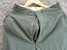 Charger l'image dans la galerie, Genuine British Army Mans Service Dress Trousers (Rifle Green) 30" Waist - The Militaria Shop