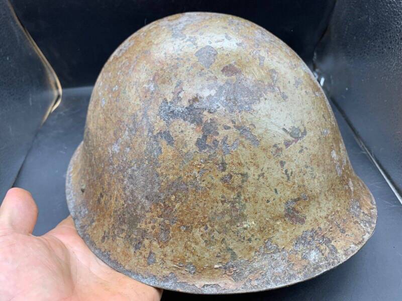 Original WW2 Onwards (1945-1952) British Army Mk4 Turtle Helmet - The Militaria Shop