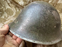 Lade das Bild in den Galerie-Viewer, WW2 Mk3 High Rivet Turtle - British / Canadian Army Helmet - Nice Original - The Militaria Shop