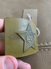 Load image into Gallery viewer, Genuine WW2 USSR Russian Soldiers Army Belt Buckle - Steel Painted Green - #8 - The Militaria Shop
