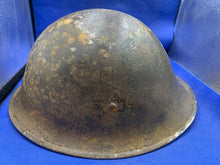 Load image into Gallery viewer, WW2 Canadian / British Army Mk3 Turtle Helmet Original - The Militaria Shop