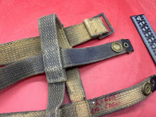 Load image into Gallery viewer, WW2 - Royal Air Force - 37 Pattern Water Bottle Cradle. - The Militaria Shop