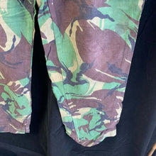 Lade das Bild in den Galerie-Viewer, Genuine British Army DPM Combat Trousers - Size 76/80/96 - The Militaria Shop