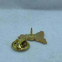 Lade das Bild in den Galerie-Viewer, Labor Corps - NEW British Army Military Cap/Tie/Lapel Pin Badge #108 - The Militaria Shop