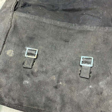 Load image into Gallery viewer, Original WW2 RAF / British Army 37 Pattern Small Pack & L Strap Set - The Militaria Shop