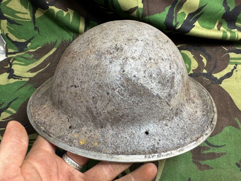 British Army Mk2 Brodie Helmet - Original WW2 - South African Manufactured - The Militaria Shop