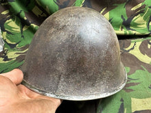 Charger l'image dans la galerie, British / Canadian Army Mark 3 Turtle Helmet - Original WW2 Combat Helmet - The Militaria Shop