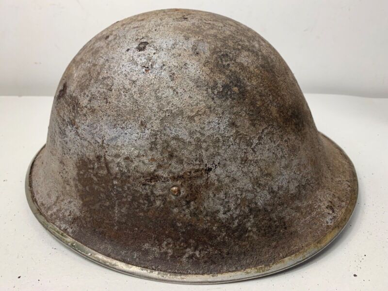 Mk3 Canadian / British Army Original WW2 Turtle Helmet High Rivet - The Militaria Shop